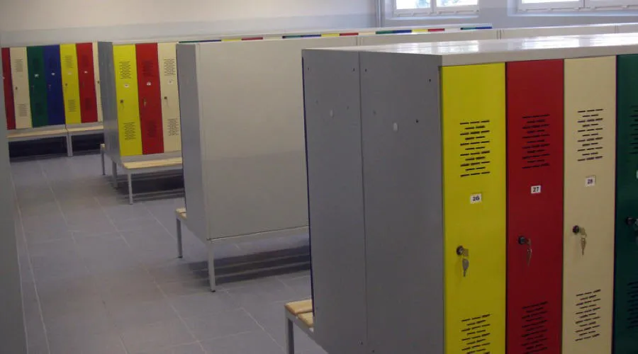 Produttore di scaffalature mobili, armadi mobili, mobili per ufficio da magazzino in metallo, Polonia