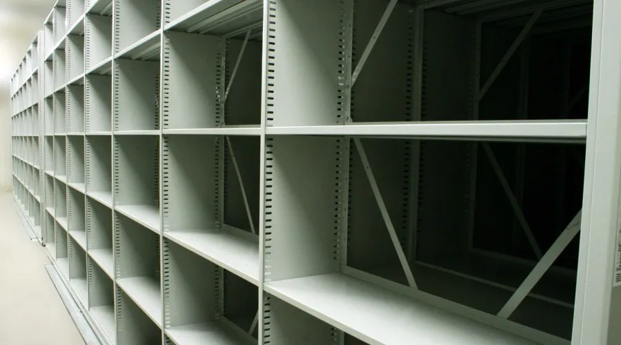Produttore di scaffalature mobili, armadi mobili, mobili per ufficio da magazzino in metallo, Polonia